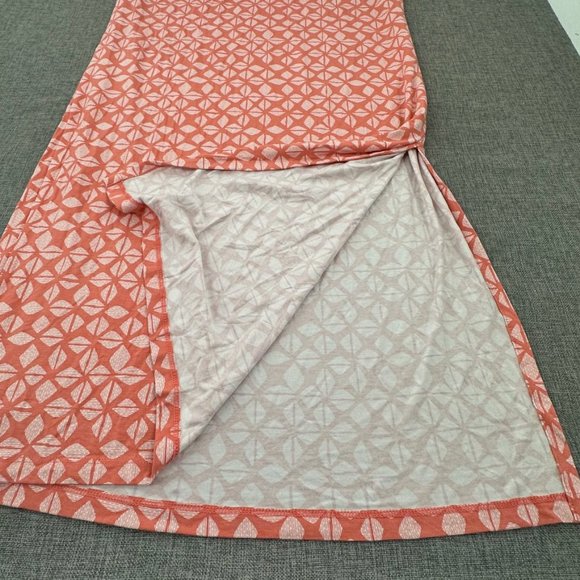New! Liz Claiborne Skirt Large Rayon & Spandex Elastic Waist Coral Geo‎ MSRP $37 - Picture 5 of 10
